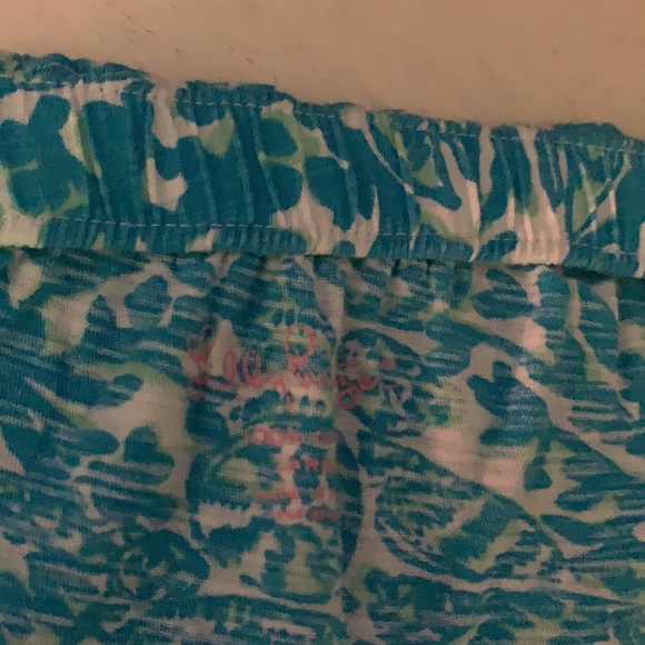 EUC Lilly Pulitzer shell top large - Picture 3 of 4